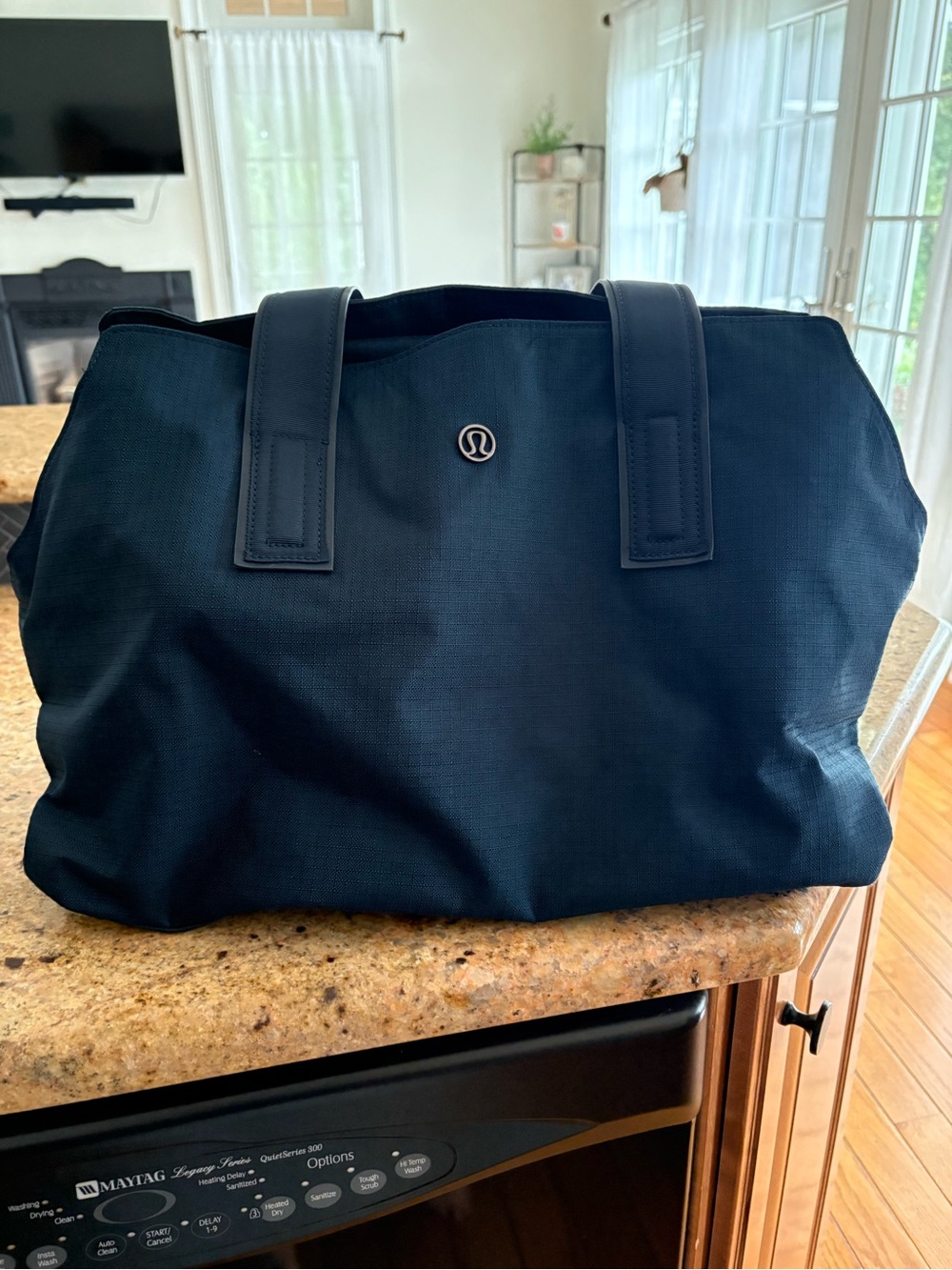 lululemon athletica Navy weekender bag